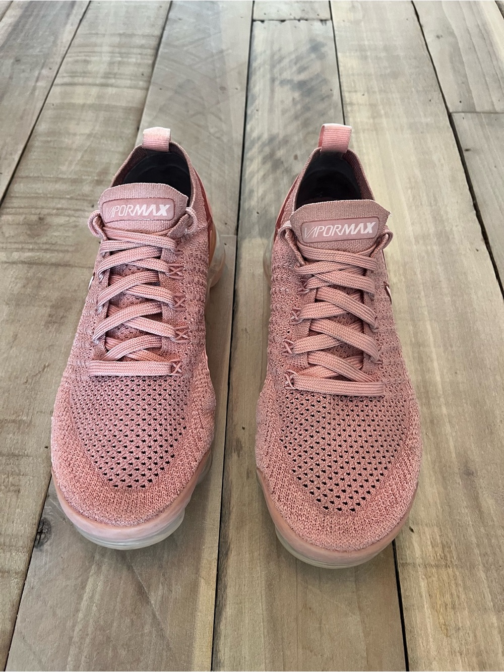Nike Air VaporMax Flyknit 2 Rust Pink Women’s Size 7..
